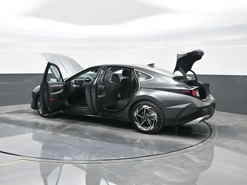 Certified 2025 Hyundai Sonata SEL image 42