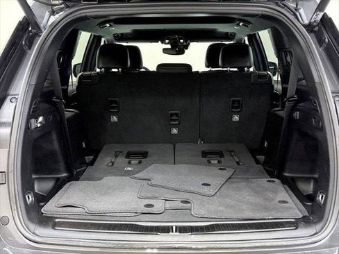 Certified 2024 Jeep Grand Cherokee L Altitude image 9