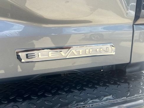 Used 2025 GMC Sierra 1500 Elevation w/ Elevation Premium Package AWD/4WD image 18
