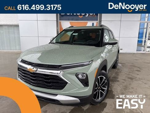New 2026 Chevrolet TrailBlazer LT w/ Convenience Package FWD image 1
