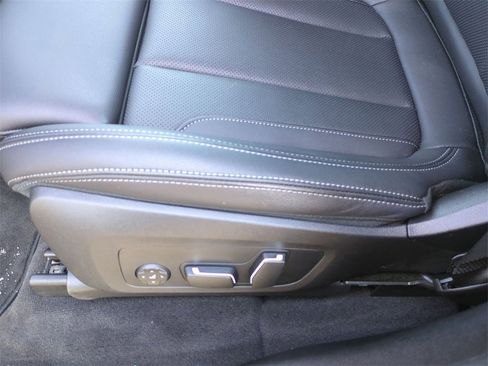 Used 2024 BMW X3 xDrive30i w/ Premium Essential Package image 14