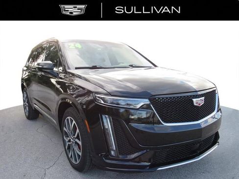 Certified 2024 Cadillac XT6 Sport w/ Technology Package image 3