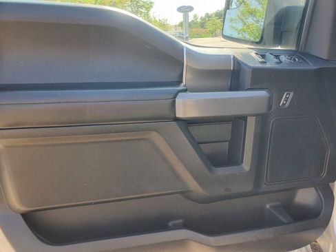 Used 2016 Ford F150 XLT w/ Equipment Group 302A Luxury AWD/4WD image 6