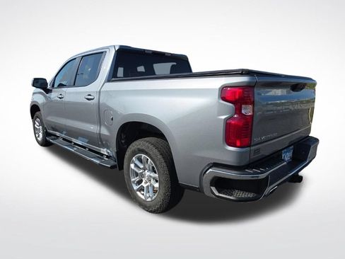 Used 2024 Chevrolet Silverado 1500 LT w/ Z71 Off-Road Package AWD/4WD image 6