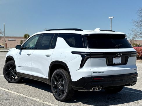New 2026 Chevrolet Traverse RS FWD image 26