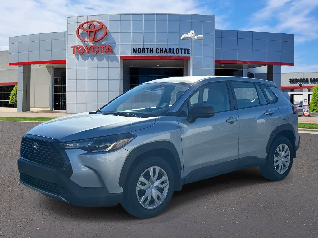Used 2022 Toyota Corolla Cross L FWD image 4