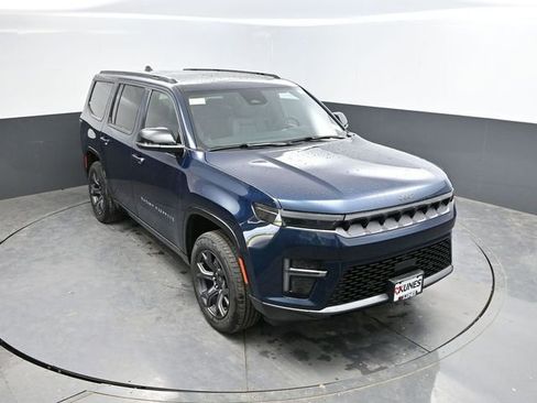 New 2026 Jeep Grand Wagoneer Limited AWD/4WD image 37