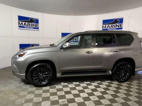 Used 2023 Lexus GX 460 Premium w/ Premium Plus Package AWD/4WD image 7