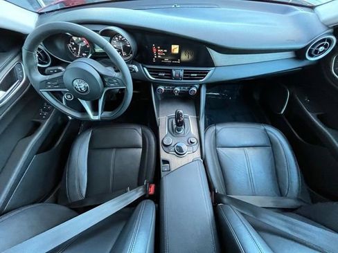 Used 2017 Alfa Romeo Giulia Ti image 25