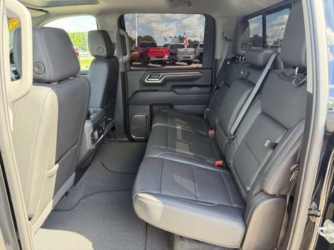 Used 2024 GMC Sierra 2500 Denali w/ Denali Reserve Package AWD/4WD image 14