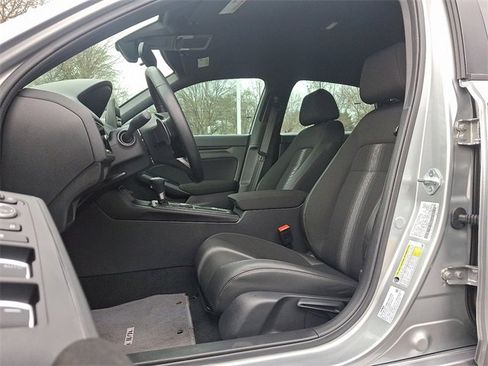 Used 2025 Honda Civic Sport image 13