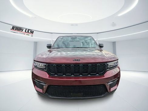 New 2025 Jeep Grand Cherokee Limited w/ Black Appearance Package RWD image 7