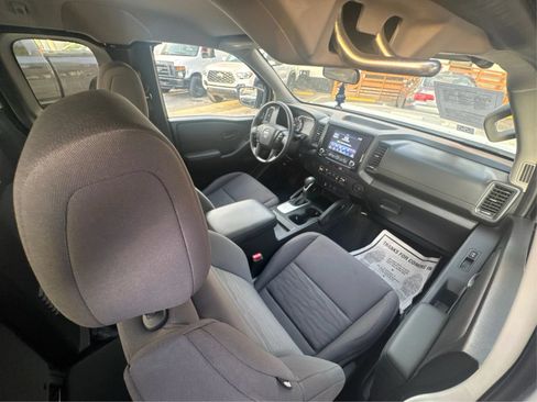 Used 2024 Nissan Frontier S w/ Technology Package RWD image 22