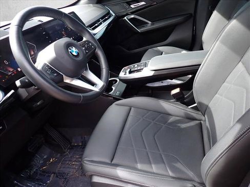 Used 2024 BMW X1 xDrive28i w/ Technology Package AWD/4WD image 12