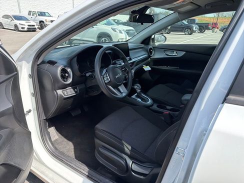 Used 2023 Kia Forte LXS image 14