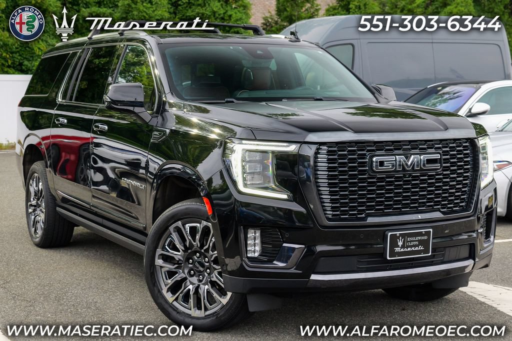 Used 2023 GMC Yukon XL Denali Ultimate w/ LPO, Floor Liner Package AWD/4WD image 1