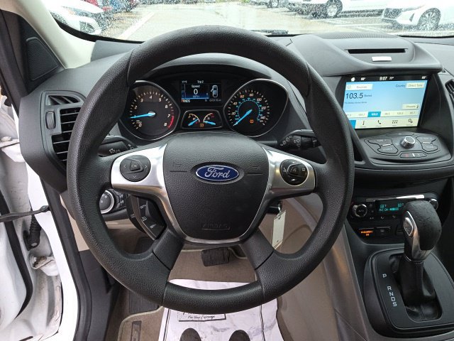 Used 2016 Ford Escape SE w/ Equipment Group 201A FWD image 15