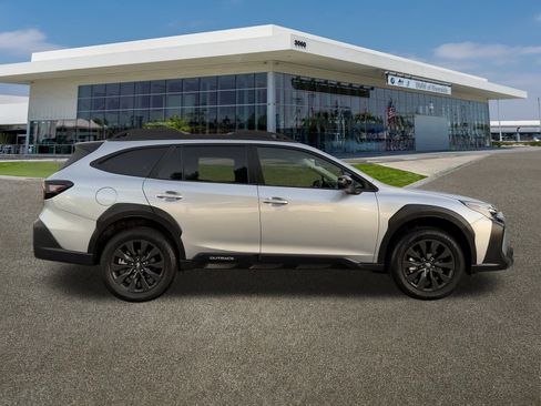Used 2024 Subaru Outback Onyx Edition image 12