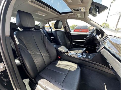 Used 2014 BMW 328i xDrive Sedan AWD/4WD image 4