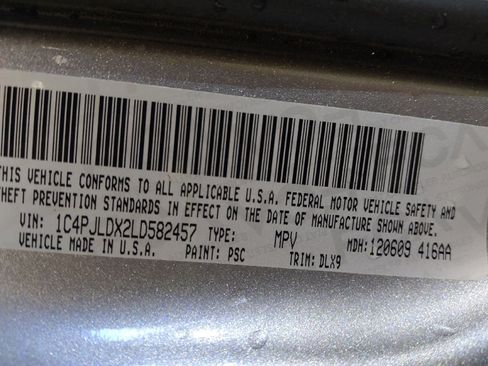 Used 2020 Jeep Cherokee Limited w/ Technology Group image 33