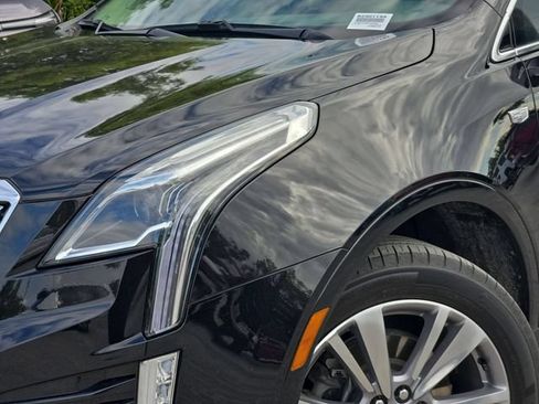 Used 2024 Cadillac XT5 Premium Luxury FWD image 9