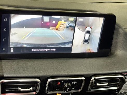 New 2026 Nissan Sentra SR w/ SR Premium Package image 18