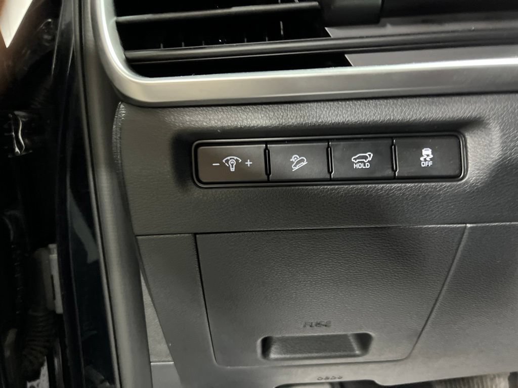 Used 2025 Kia Telluride S FWD image 24