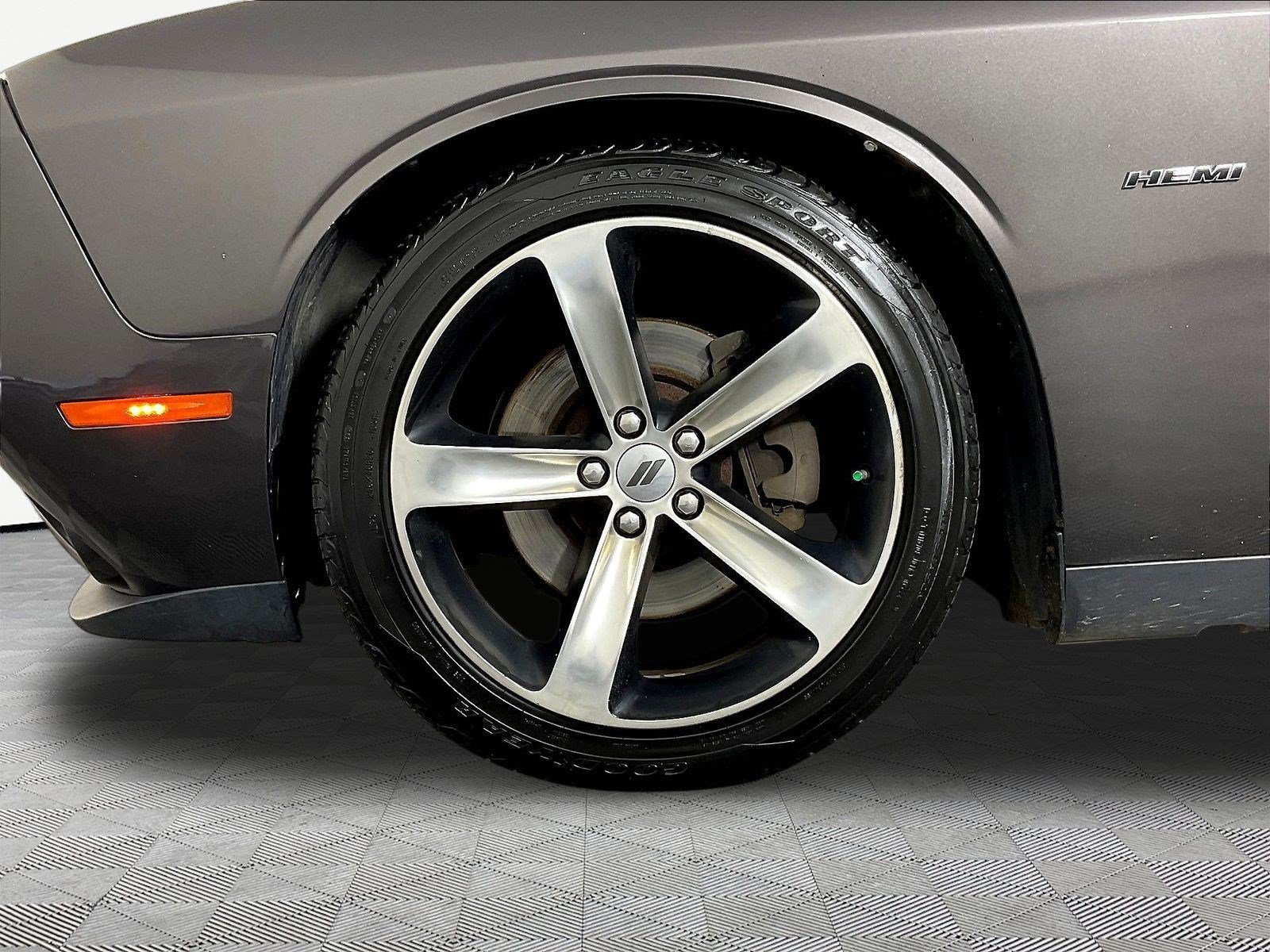 Used 2017 Dodge Challenger R/T Plus RWD image 32