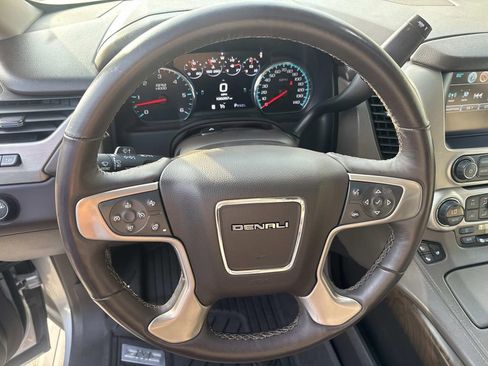 Used 2018 GMC Yukon Denali w/ Open Road Package image 22