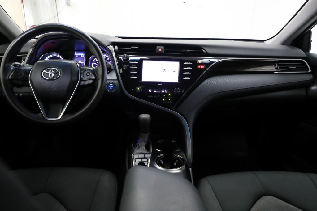 Used 2020 Toyota Camry LE FWD image 2