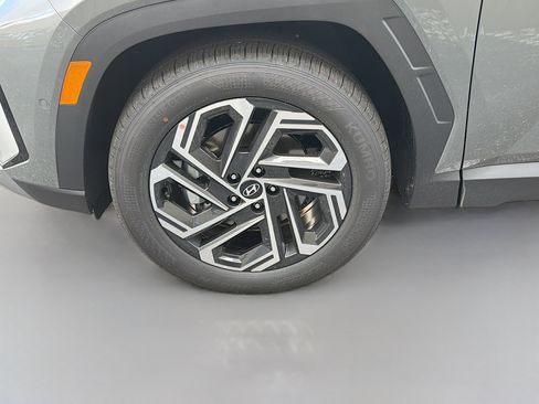 New 2026 Hyundai Tucson Limited image 43