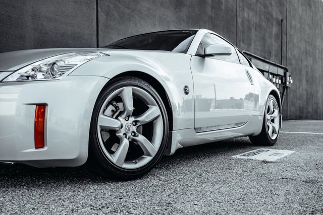 Used 2008 Nissan 350Z Touring w/ Cargo Convenience Pkg RWD image 27