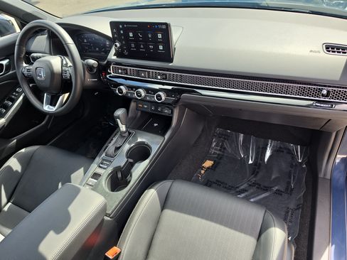 Used 2025 Honda Civic Sport image 10