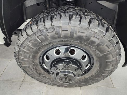 Used 2021 RAM 3500 Laramie w/ Night Edition image 3