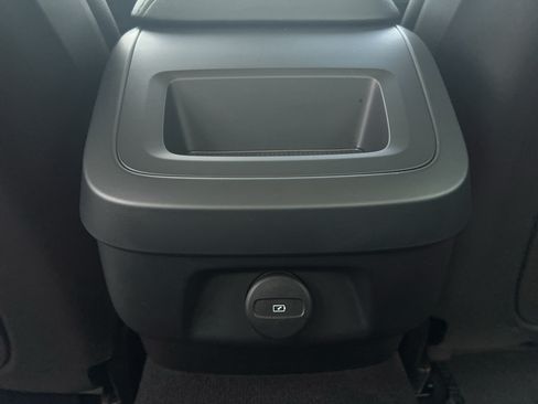 Used 2024 Volvo S60 B5 Core FWD image 22