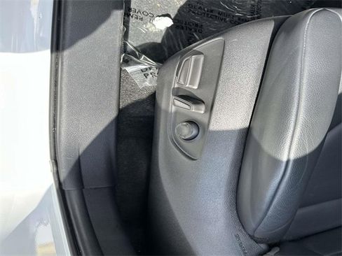 Used 2024 Toyota Highlander XLE image 21