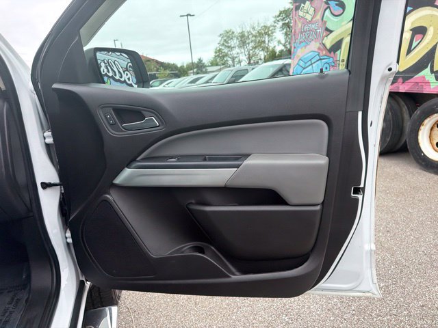 Used 2015 Chevrolet Colorado LT w/ Luxury Package AWD/4WD image 28