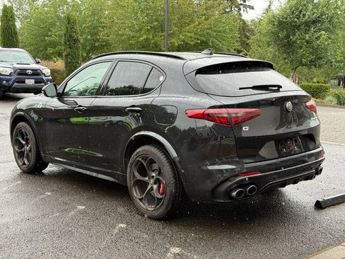 Used 2022 Alfa Romeo Stelvio Quadrifoglio w/ Active Assist Plus Package AWD/4WD image 13