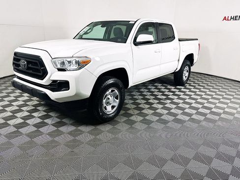 Used 2021 Toyota Tacoma SR image 7