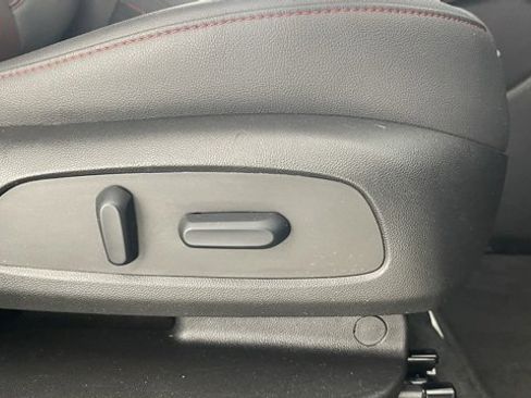 Used 2025 Chevrolet Blazer RS image 49