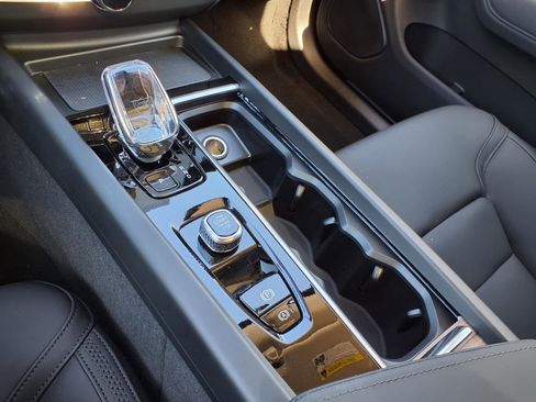 New 2026 Volvo XC60 B5 Plus w/ Protection Package Premier image 14