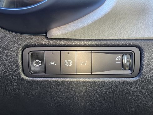 New 2026 Chevrolet Equinox EV LT image 12