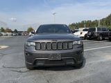 Used 2018 Jeep Grand Cherokee Altitude image 2