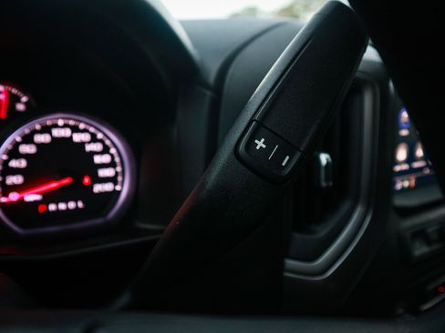 Used 2021 Chevrolet Silverado 1500 Custom w/ LPO, Dark Essentials Package image 23