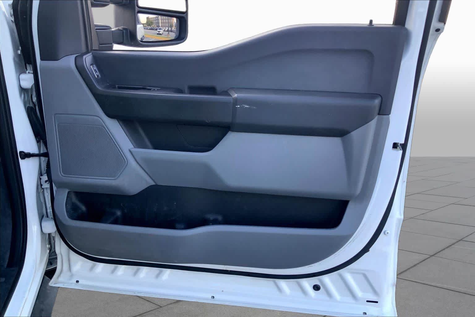 Used 2024 Ford F250 XL w/ 360-Degree Camera Package AWD/4WD image 21