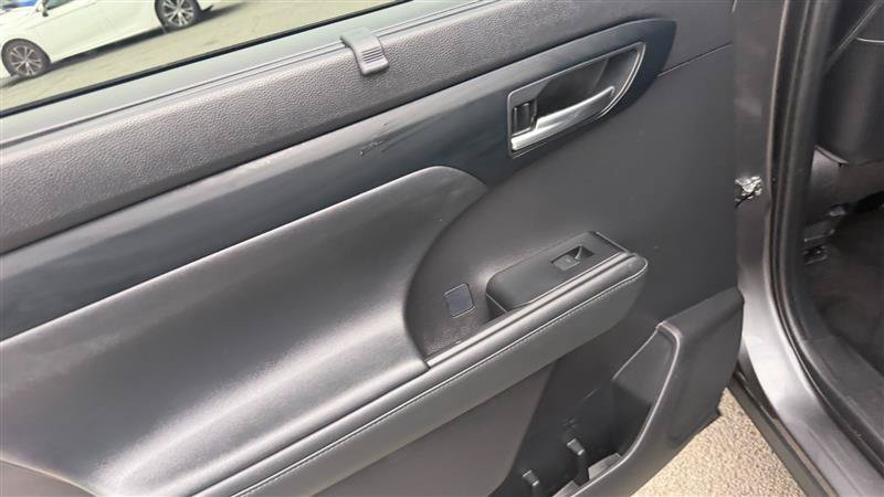 Used 2021 Toyota Highlander XSE FWD image 22