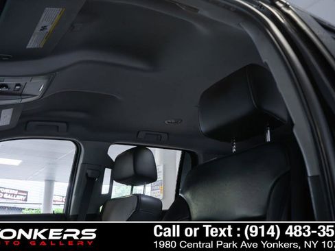 Used 2016 Chevrolet Tahoe LT AWD/4WD image 40