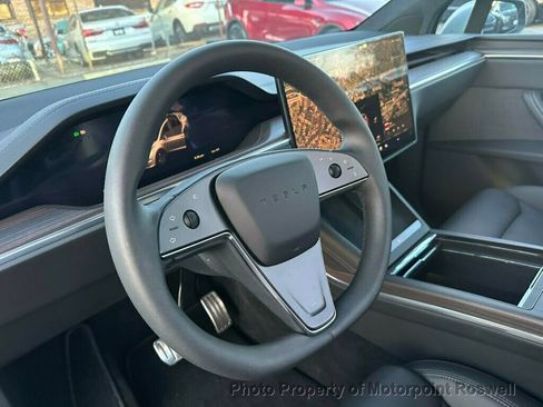 Used 2025 Tesla Model X image 14
