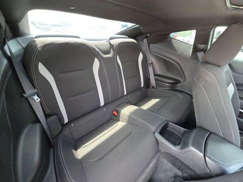 Used 2023 Chevrolet Camaro LT w/ Technology Package image 10