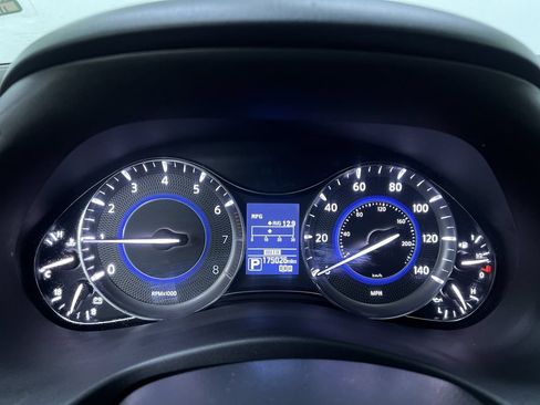Used 2013 INFINITI QX56 4WD w/ Deluxe Touring Pkg image 18